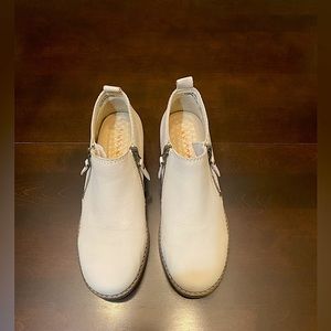 Hush Puppies Mazin Cayto boots, women size 8.5